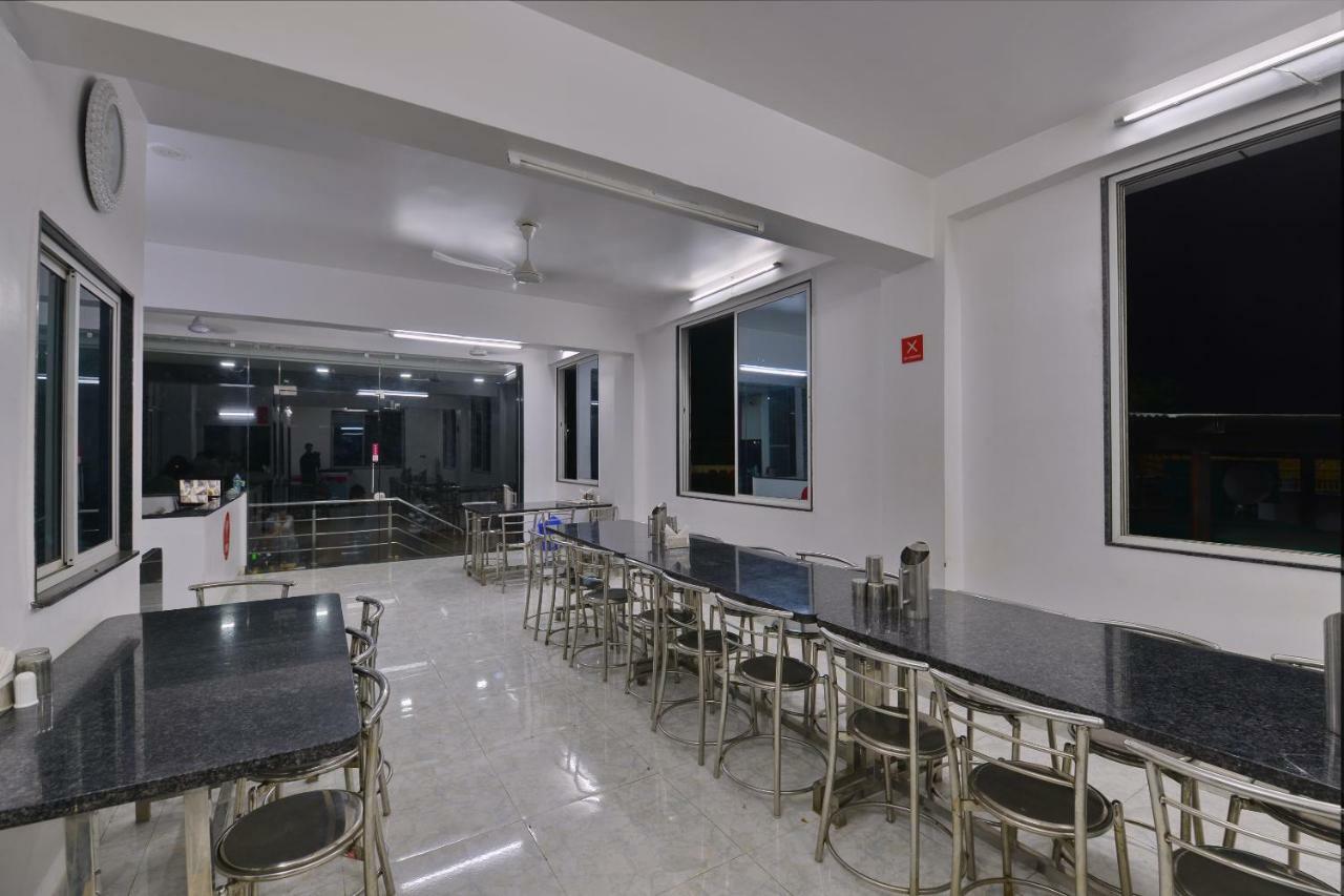 Oyo 11593 Hotel Aman Guest House New Delhi Luaran gambar